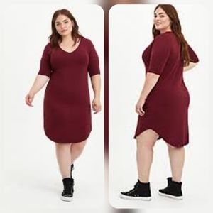 Torrid Size 2 NWOT Super Soft Burgundy T-Shirt Dress